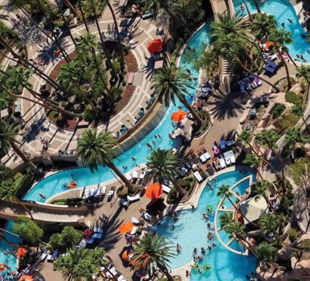 Mgm Signature Deluxe Balcony Strip View Suite ลาสเวกัส ภายนอก รูปภาพ
