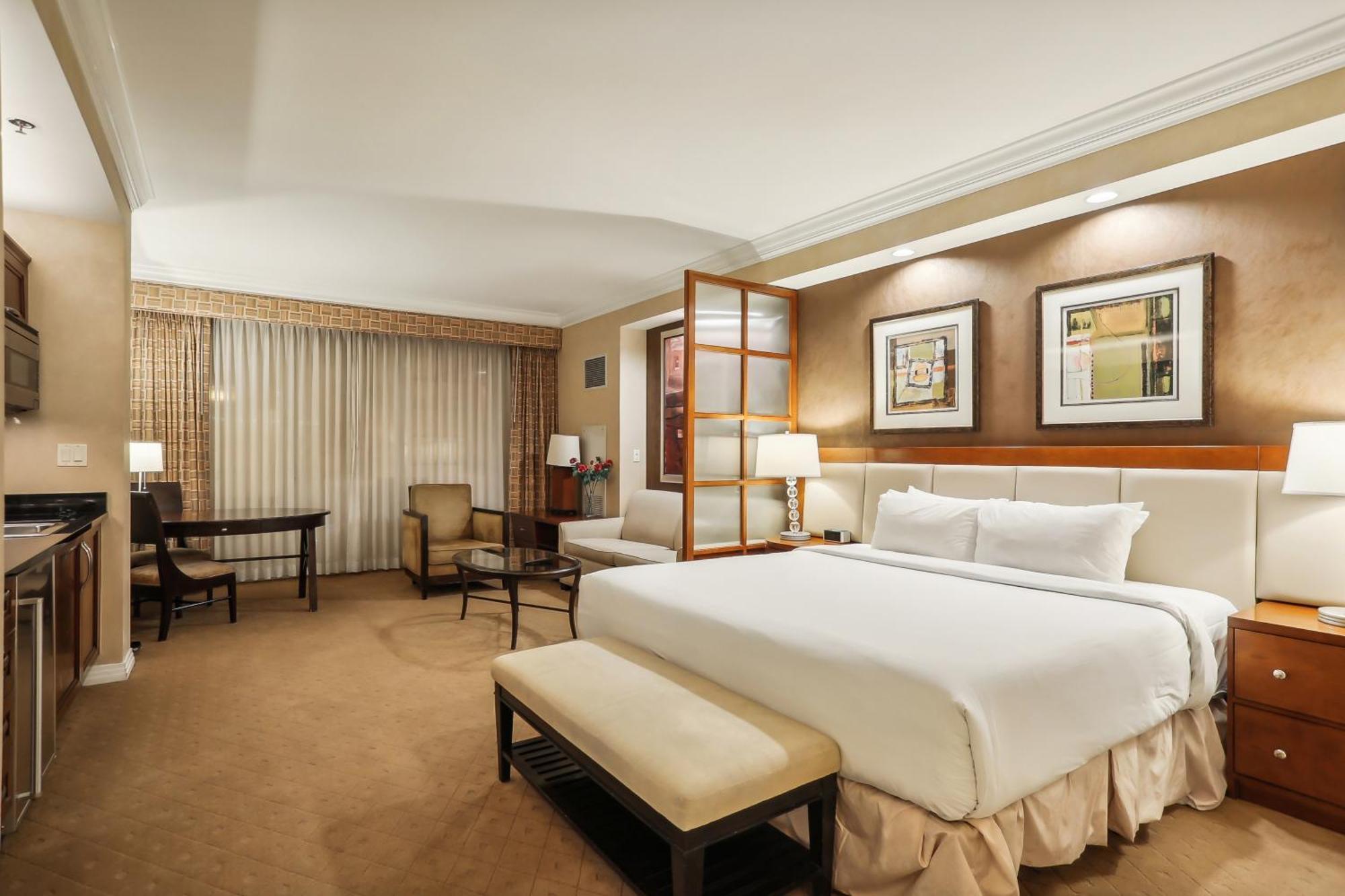 Mgm Signature Deluxe Balcony Strip View Suite ลาสเวกัส ภายนอก รูปภาพ