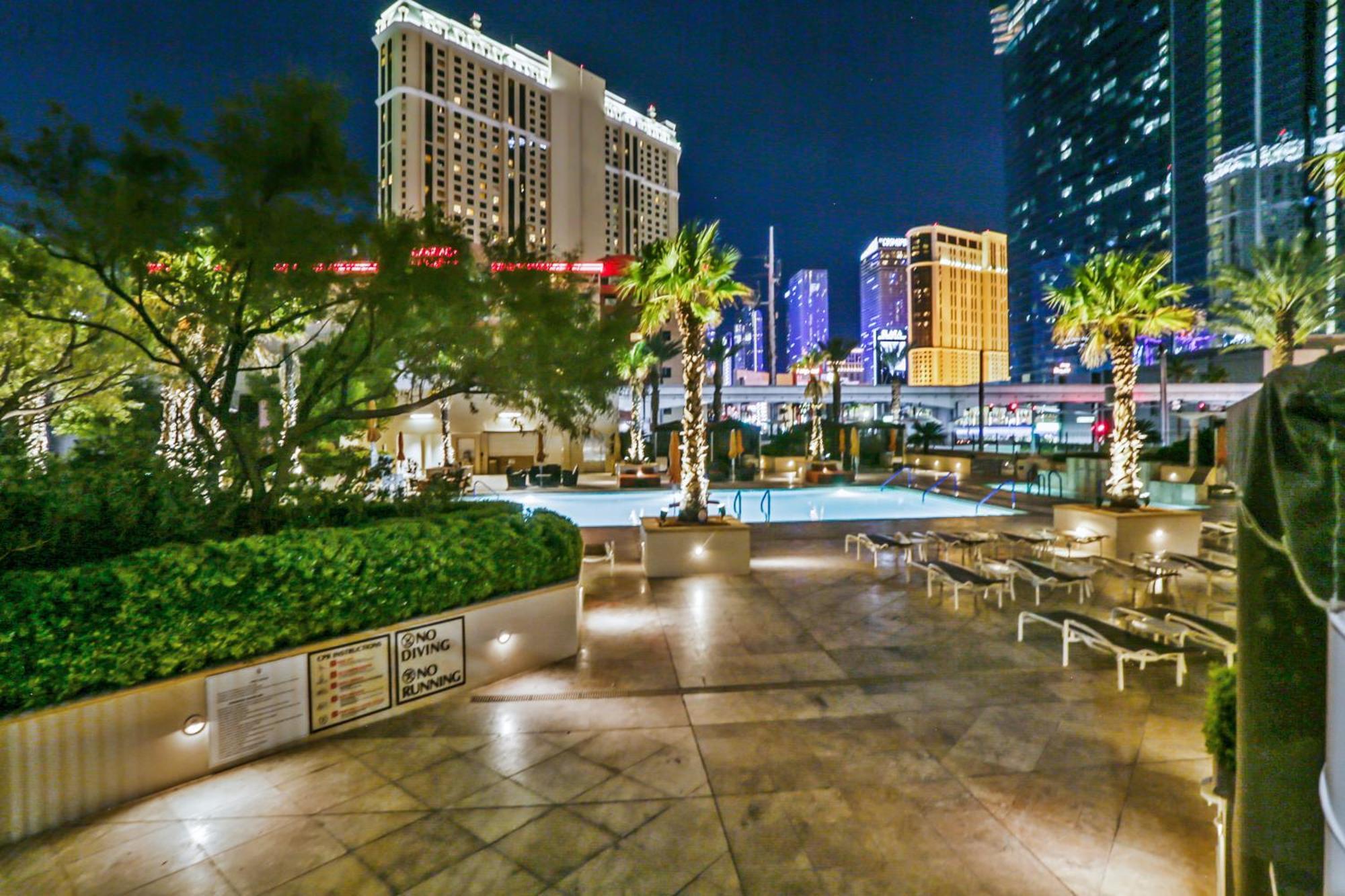 Mgm Signature Deluxe Balcony Strip View Suite ลาสเวกัส ภายนอก รูปภาพ