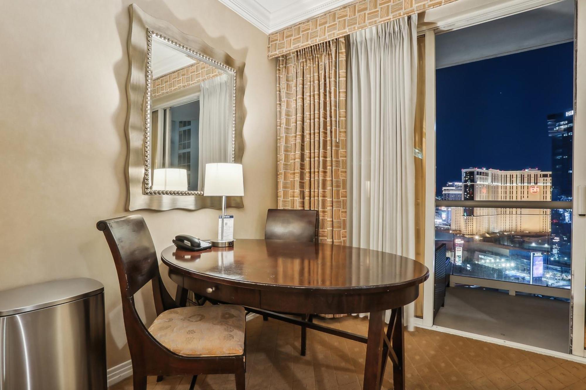 Mgm Signature Deluxe Balcony Strip View Suite ลาสเวกัส ภายนอก รูปภาพ